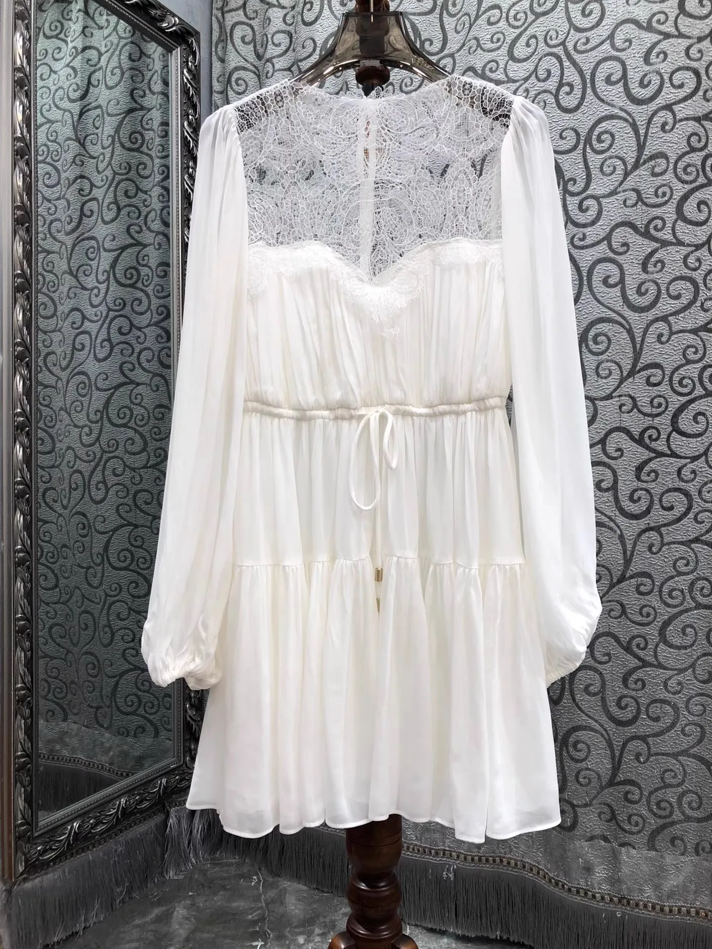 

Top Quality New Party Women's Dress 2026 Spring Fashion Lady Lace Embroidery Patchwork Long Sleeve White Black Mini Dress Luxury