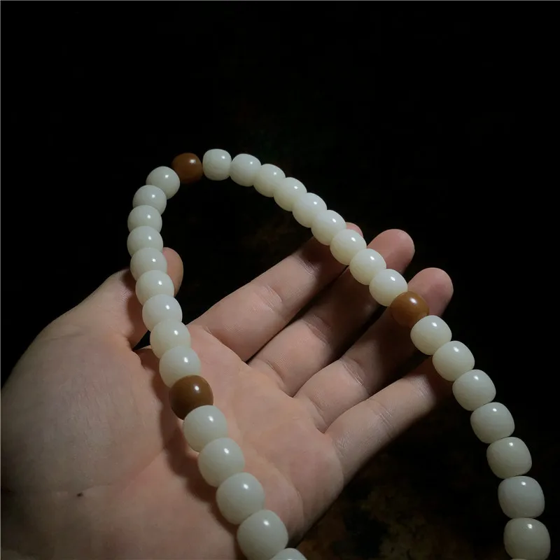 Artisan Creation White Jade Bodhi Root Hand-Held Old Barrel Beads Weathering Old Yellow Chicken Grease Bodhi RootdiyOrnament