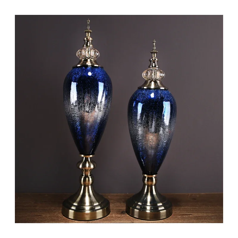 

European Luxury Ceramic Glass Crafts Ornaments Home Decoration Livingroom Classical Palace Desktop Porcelain Figurines Artwork