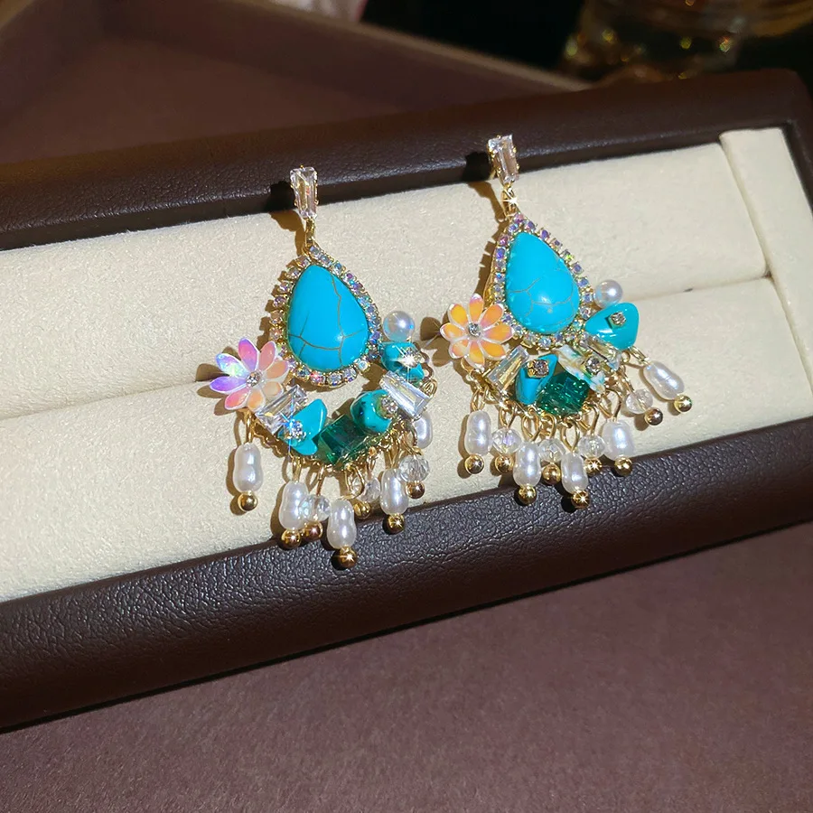 

Romantic Vintage Enamel Pearl Flower Earrings For Women Elegant Fashion Flower Stud Earrings Wedding Party Jewelry Lady Gifts