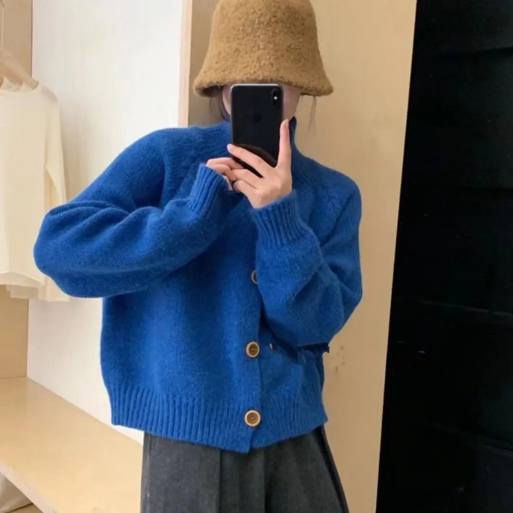 

Kaning Women's Pure Color Knitted Cardigan Lazy Style Stand Collar Single-Breasted Sweater Jacket for Autumn Winter Elegant