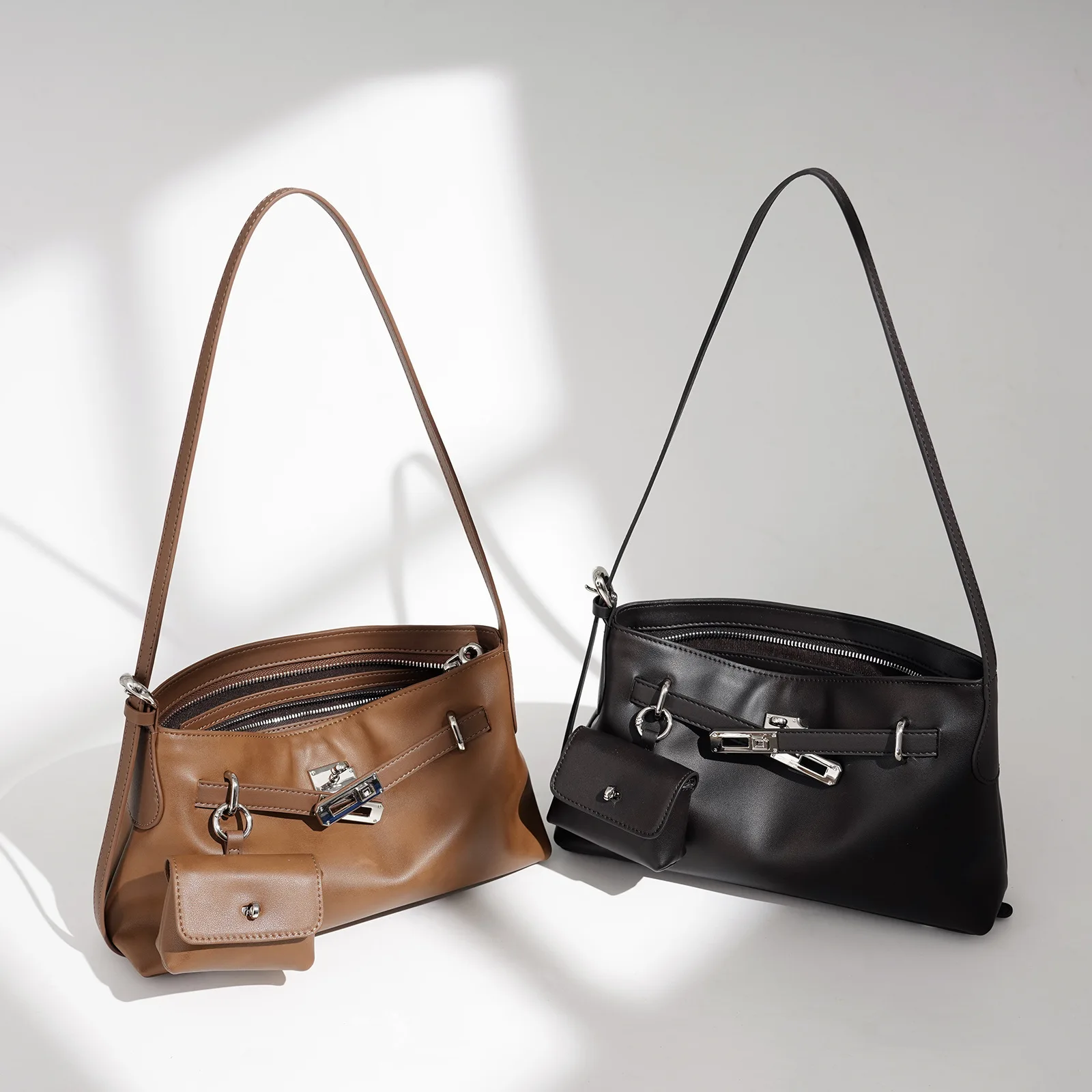 

2026 New Women Bags High Quality Head Layer Cowhide Handbags Versatile Casual Bag Exquisite Small Bag Pendant Women Shoulder Bag