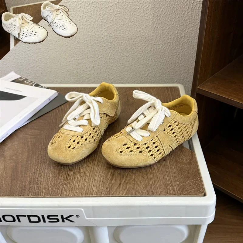 Little Girls Cut-outs Mesh Sneakers 2026 New Summer Kids Barefoot Trainers Soft Sole Comfort Versatile School Outdoor Daily Wear