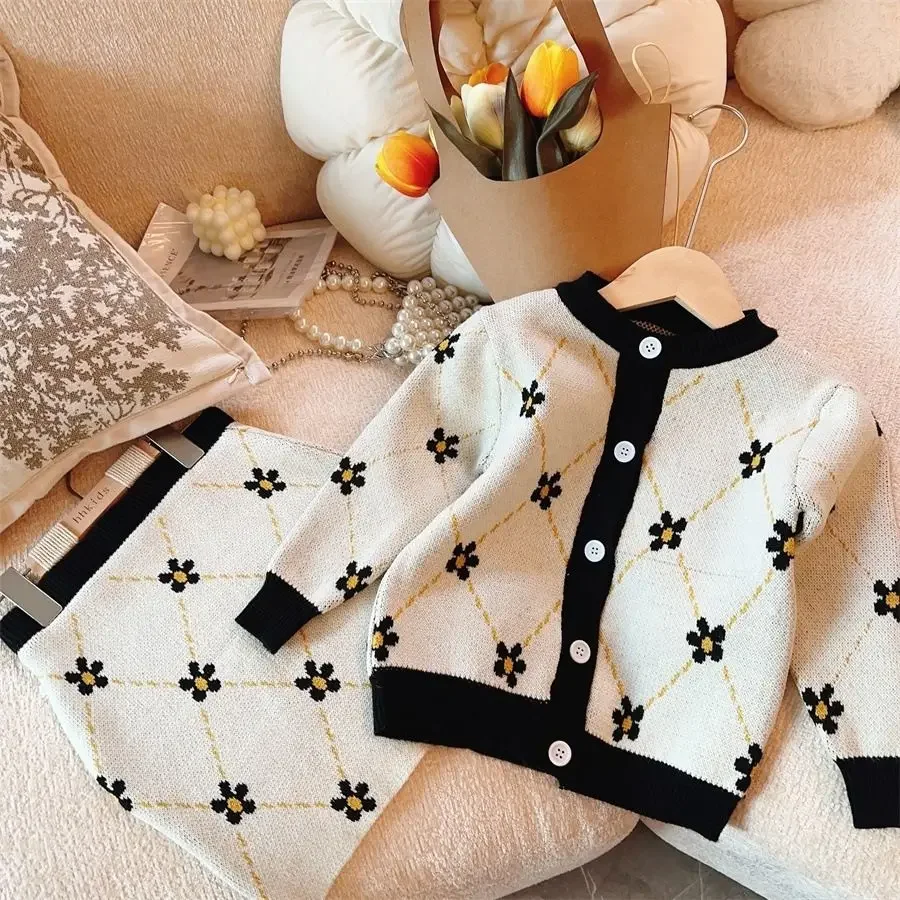 جديد الخريف الشتاء الفتيات الملابس مجموعات الاطفال سترة + ملابس قصيرة زهرة مطبوعة SweaterSkirt قطعتين الحلو مجموعة