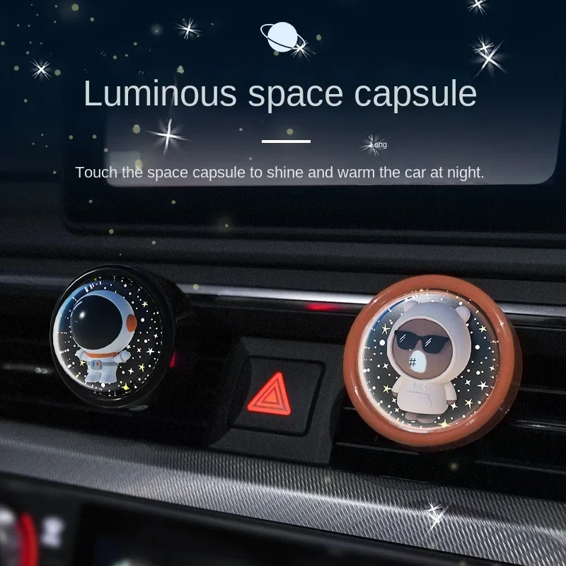 Astronaut Car Air Outlet Aroma Fragrance Perfume Creative Luminous Space Car Interior Decoration Ornaments Solid Accessories