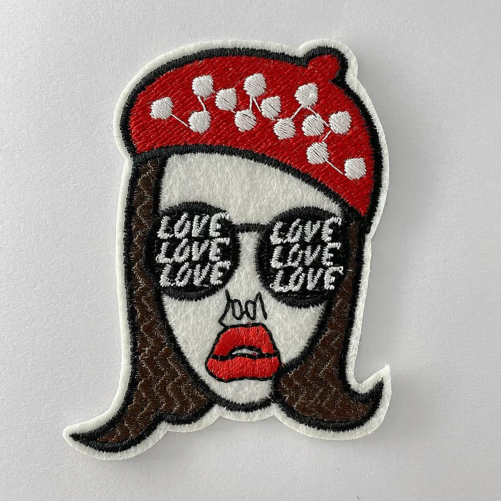 LOVE Cloth Patch Badge Embroidered Cute Badges Abstract Iron on Kids Patches for Clothes Cover Repair Hole Stickers