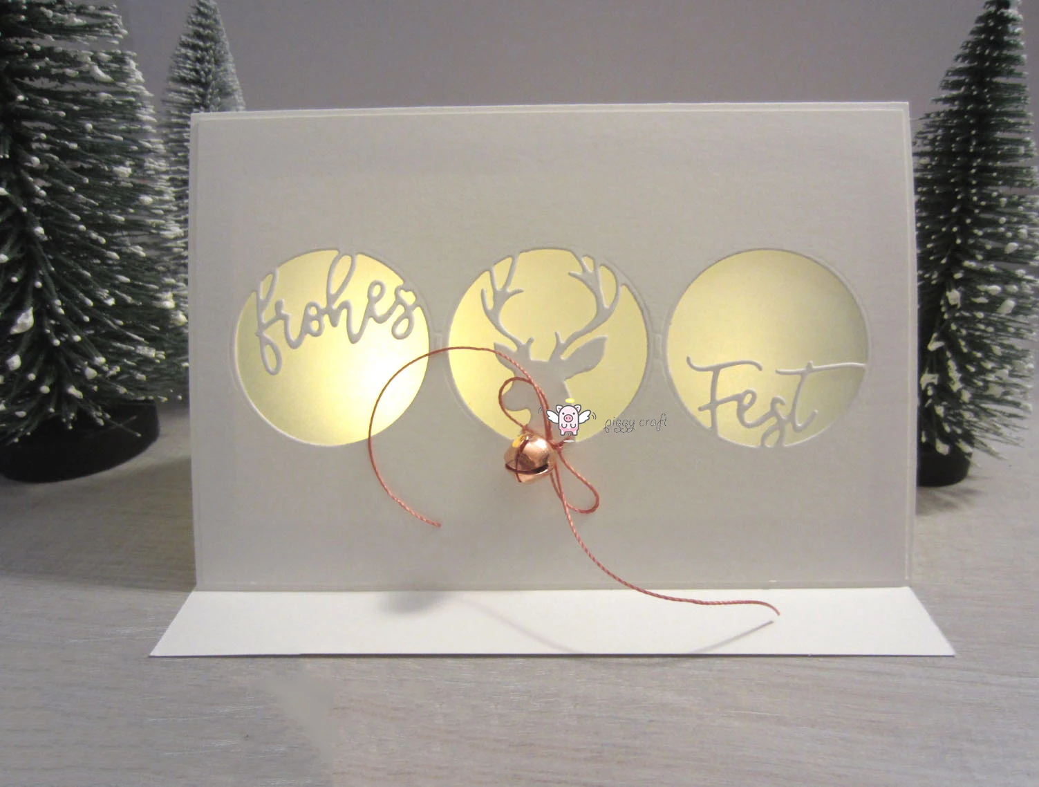 1 قطعة أصبع الحرفية المعادن قطع يموت قطع يموت قالب الغزلان frohes مهرجان رسالة دائرة قصاصات ورقية قالب الحرف شفرة لكمة الاستنسل