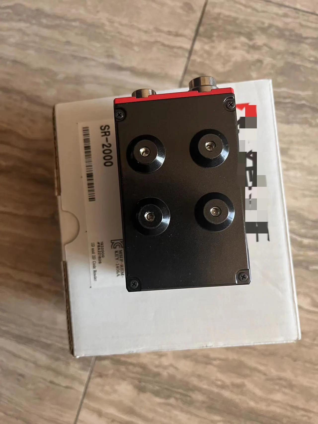 Keyence capteur de code-barres SR-2000 tout neuf expédition d'origine en même jour