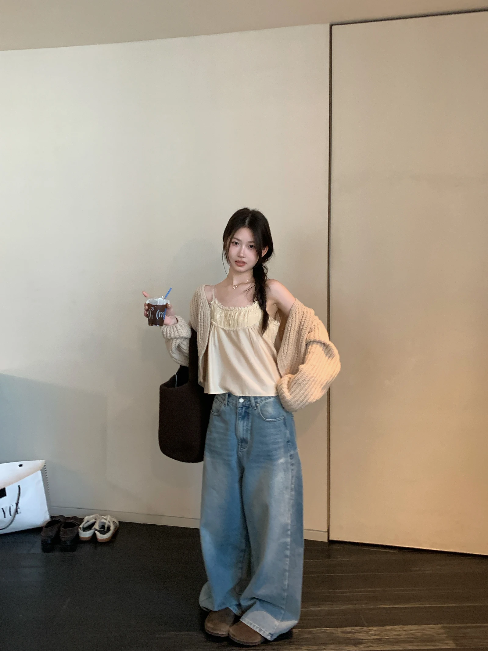 

Soft Sweet Tea Knitted Open Cardigan V-ne Long Sve Color Buttonl Loose Fit Women's Spring Faion 2026