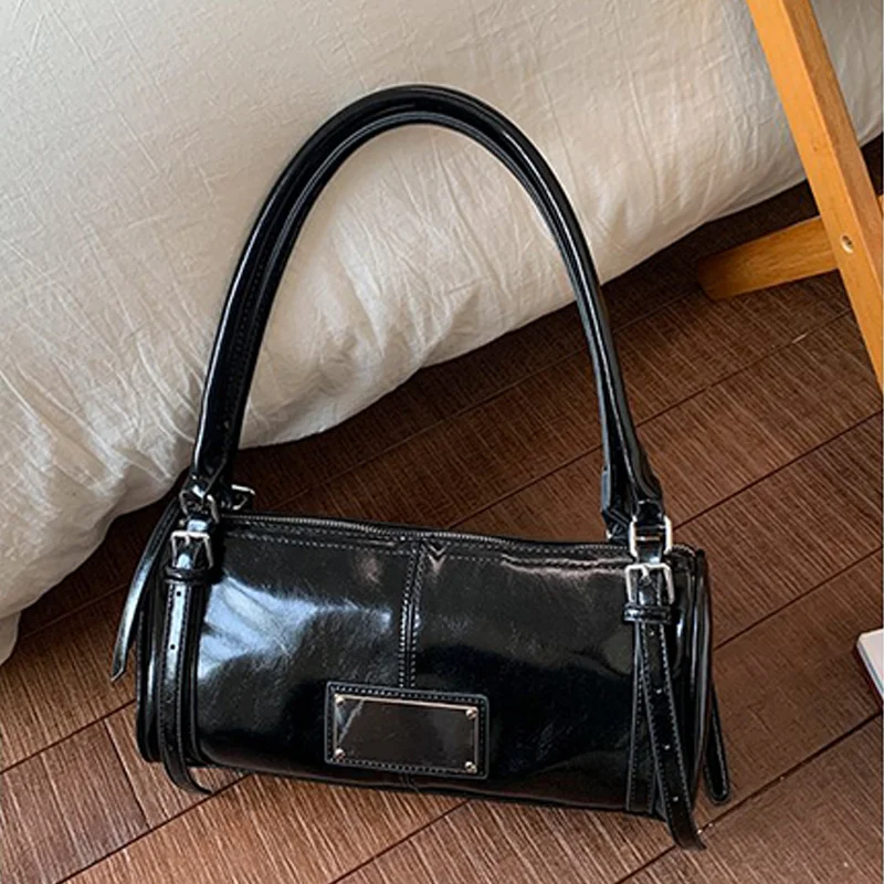 

Высококачественная женская сумка в стиле ретро, универсальная сумка на плечо из вощеной кожи большой вместимости, модная изысканная фурнитура, пригородная сумка