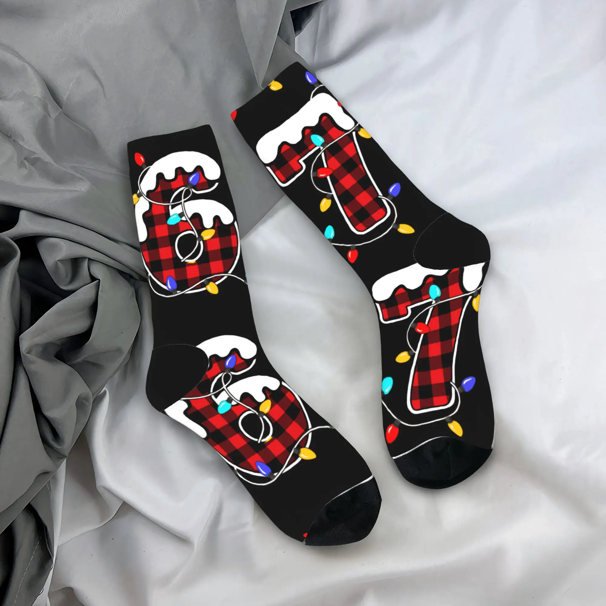 

Красный буйвол в клетку Six Seven Meme 67, носки с рождественскими огнями, графические чулки, антимужские носки, средние мягкие весенние носки для скейтборда