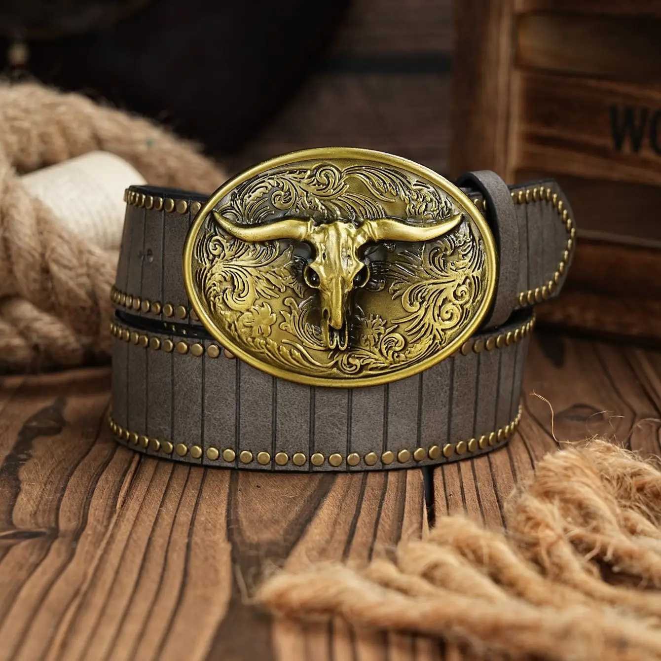 Western Cowboy PU Leather Belt - Men Waist Strap Bull Decoration Floral Engraved for Jeans