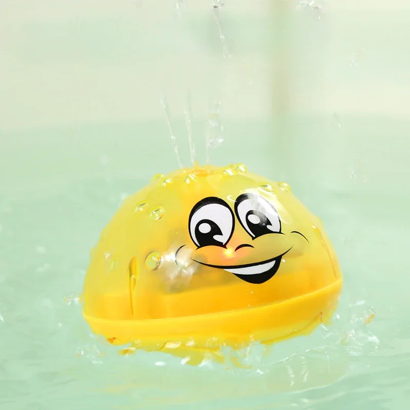 Baby Badespielzeug Elektrischer induktiver Wassersprühball mit Licht Badezimmer Badewanne Schwimmspielzeug für Kleinkinder Kleinkinder