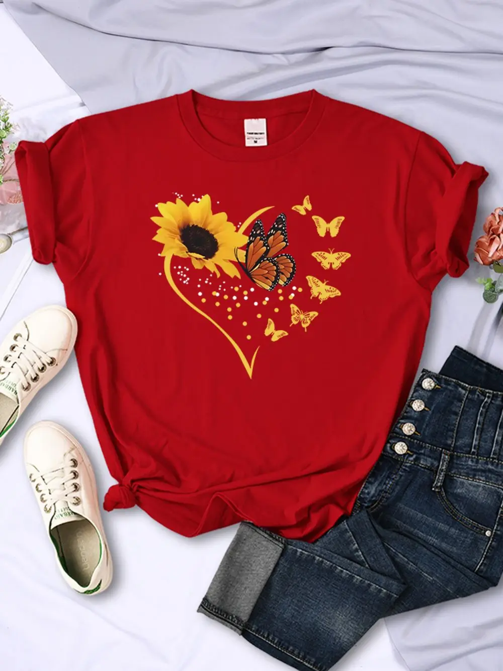 Simple Woman T-Shirts Sunflower Butterflies Heart Prints Short Sleeve Comfortable Soft O-Neck Tops Summer Casual Female Clothes