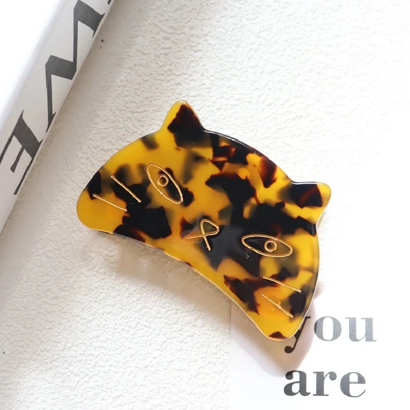 1 Pcs Classic Retro Style Geometric Cat Head Shape Acetic Acid Spray Oil Ladies Hair Clip