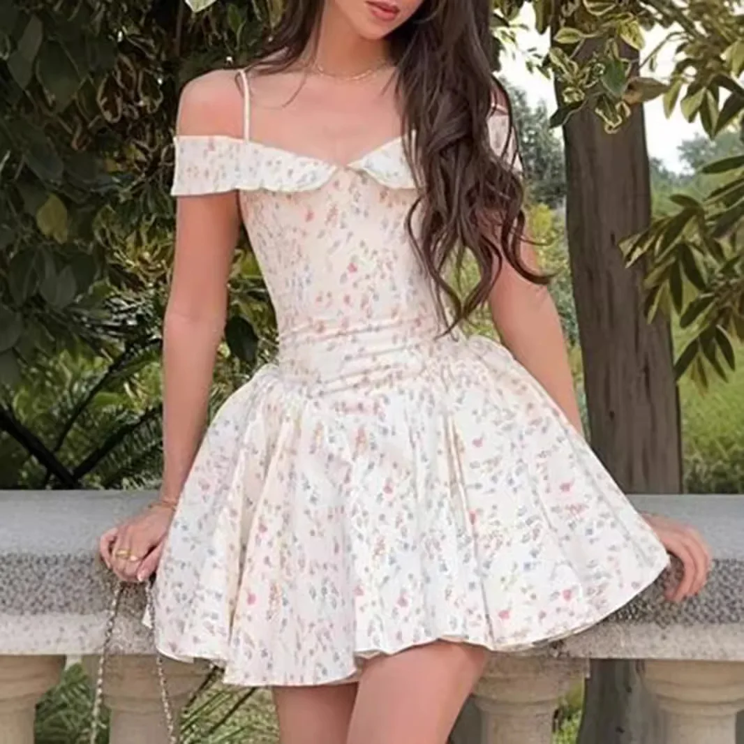 

Sexy shoulder spice girl suspender waist thin backless French dress fashionable simple versatile temperament elegant holiday sty