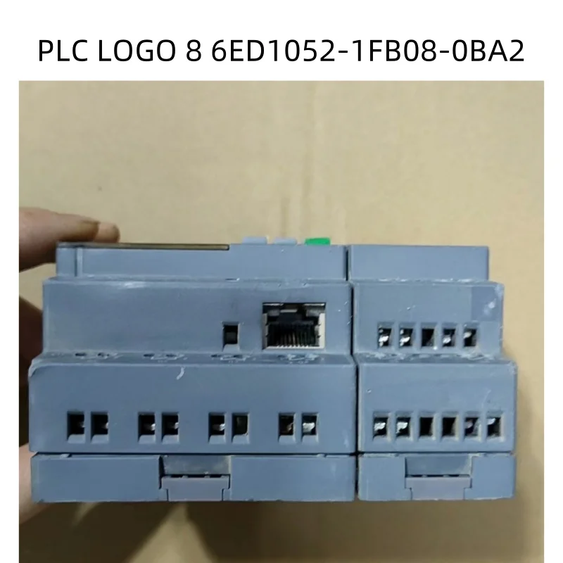 Original Second-hand 9-layer new test is 100% OK  PLC LOGO 8 6ED1052-1FB08-0BA2