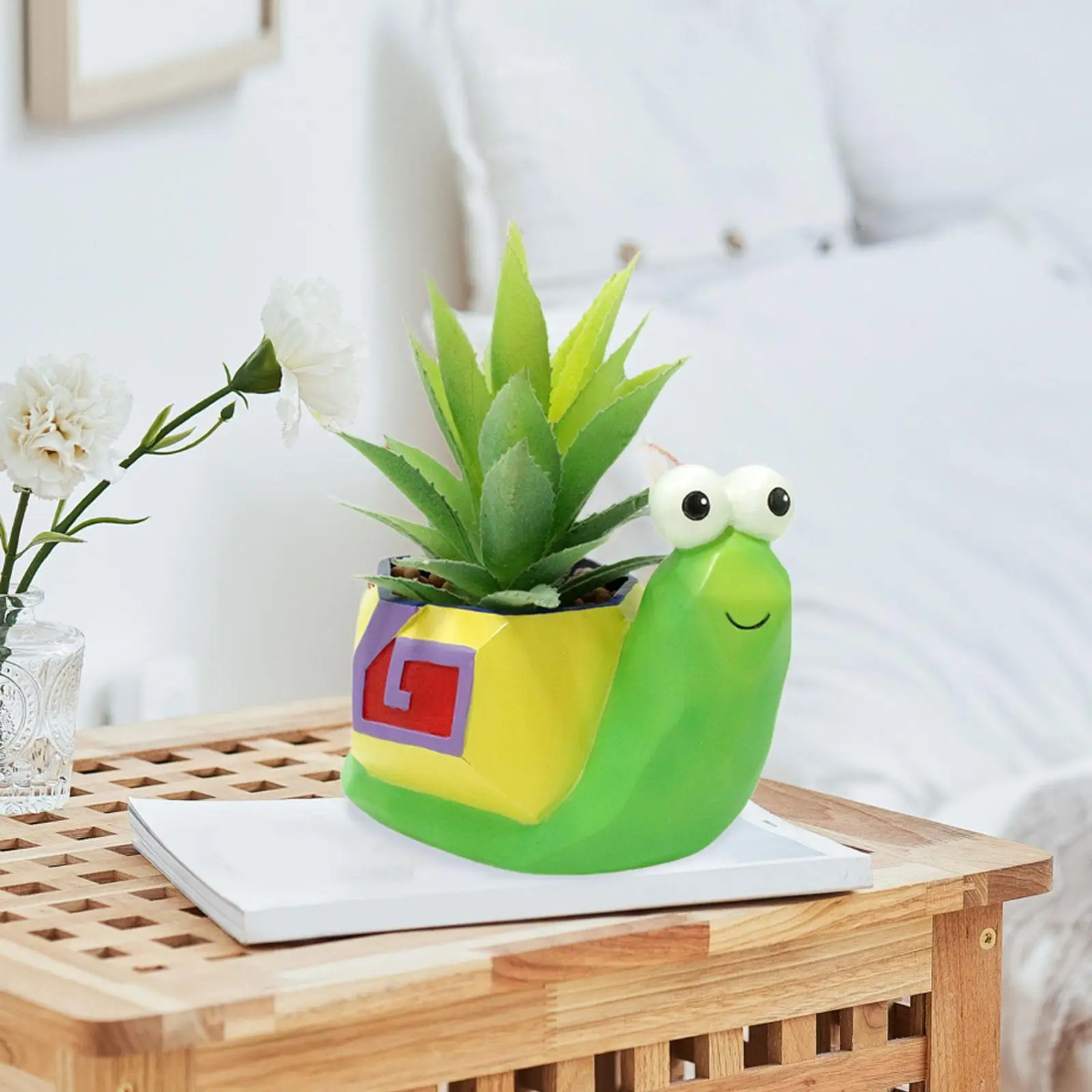 Snail Flower Pot Cute Crafts Creative Collectible Snail Statue for Living Room Garden Indoor Outdoor Farmhouse Bookshelf