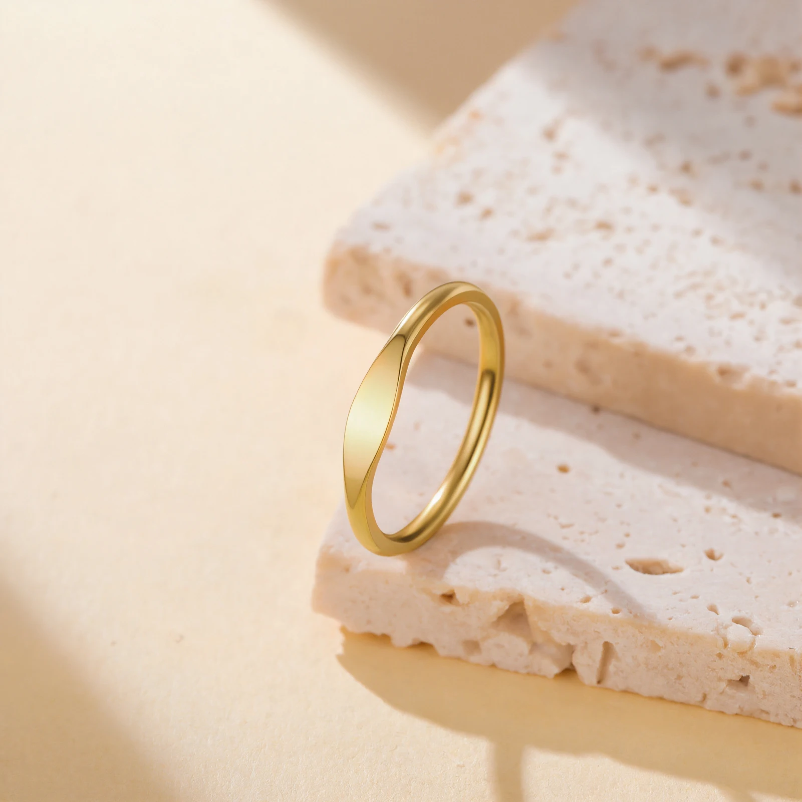 Unift الفولاذ المقاوم للصدأ خاتم صغير خواتم الموضة للرجال والنساء مطلية بالذهب خاتم الحد الأدنى هدية لصديق مجوهرات اكسسوارات