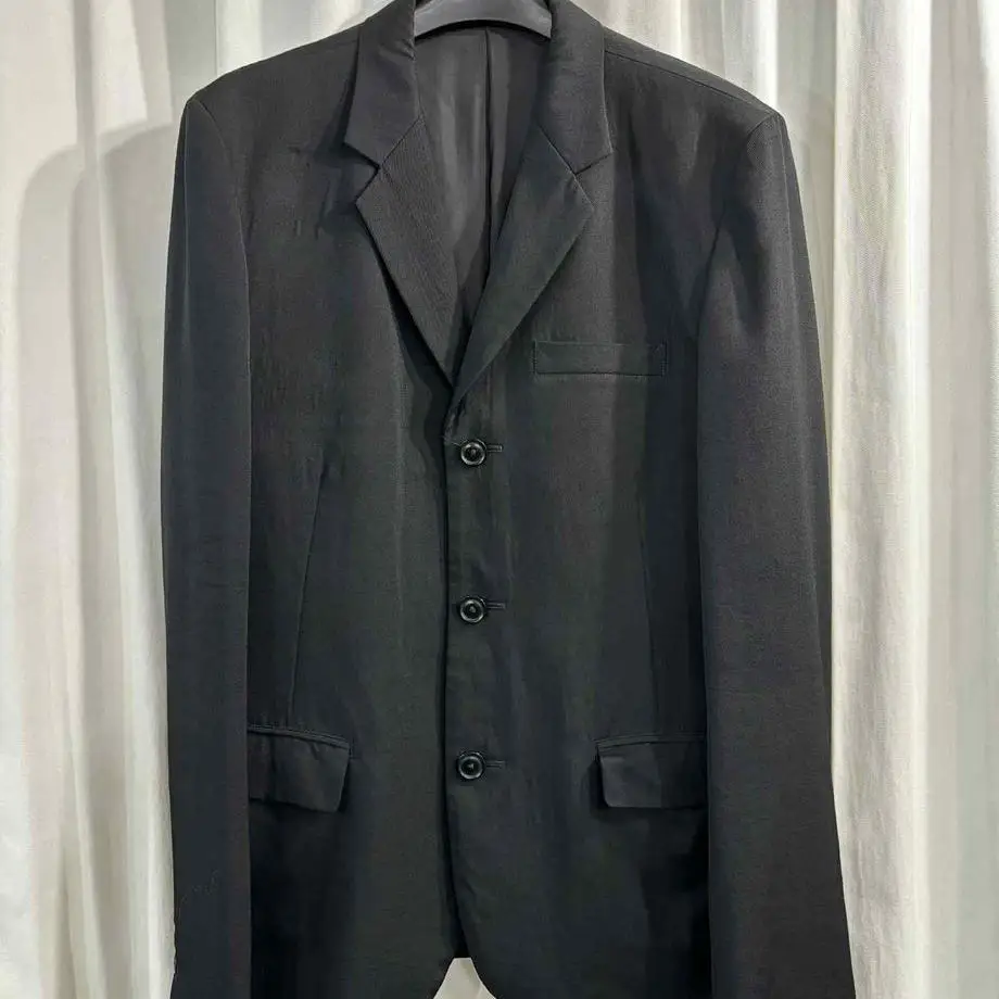 

ТОП-ЯМАМОТО ® Простой черный деловой пиджак в повседневном стиле — тот же стиль для мужчин и женщин. Чрезвычайно минималистский desi