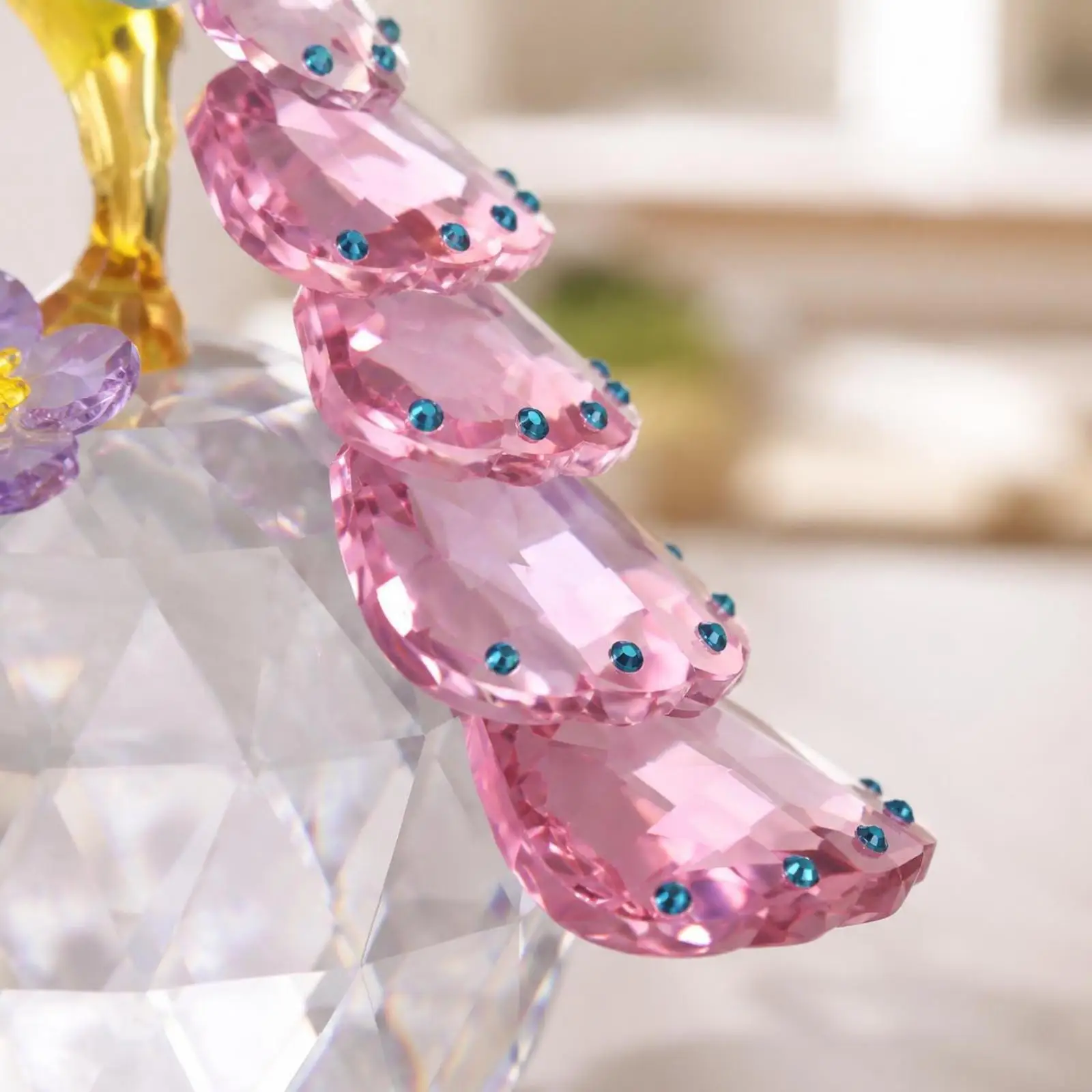 Peacock Crystal Ball Figurine Decorative Glass Art for Bedroom Entryway Cabinet Christmas Gift