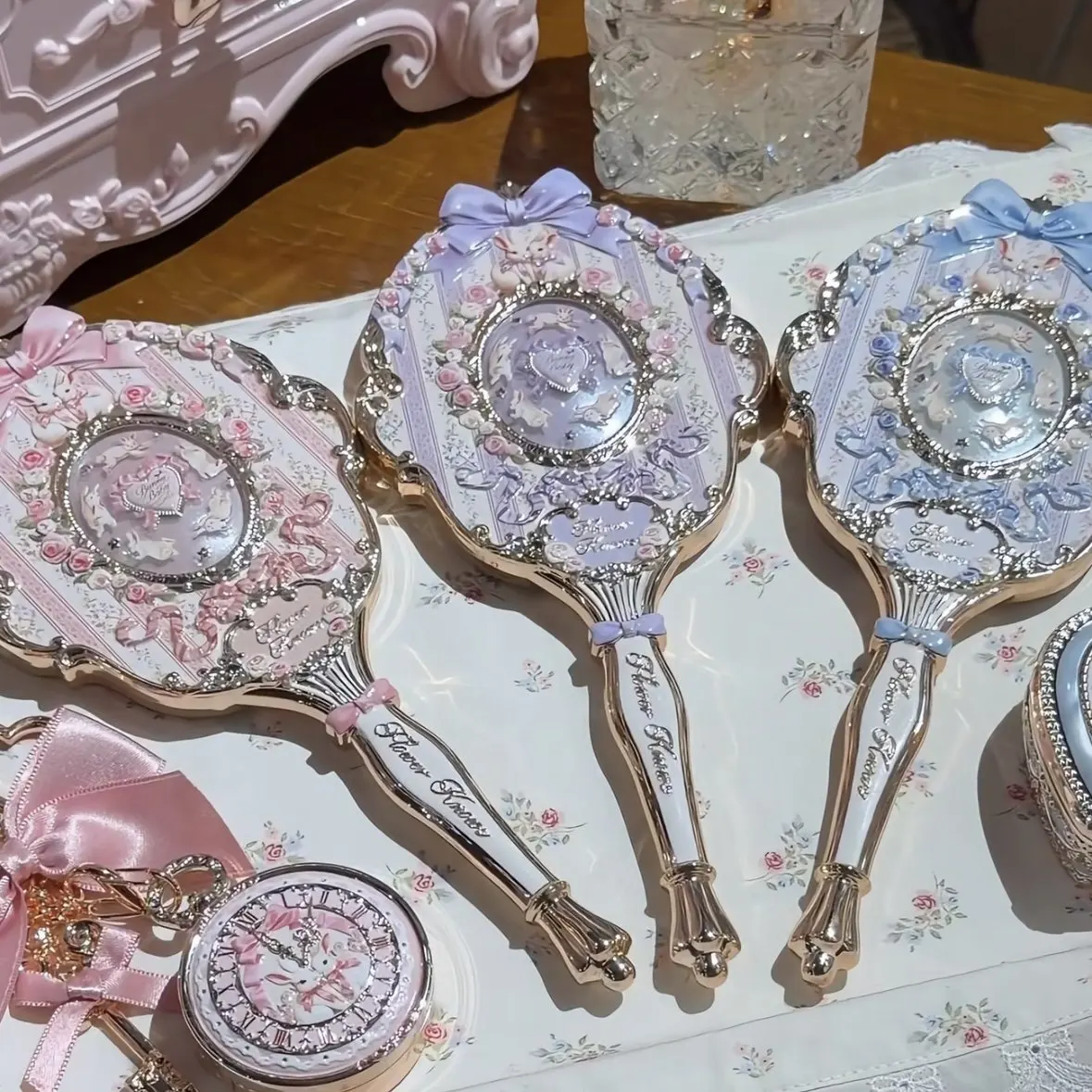 Thumbnail 2 - #10 Top Cosmetic Tools Picks for Every Budget