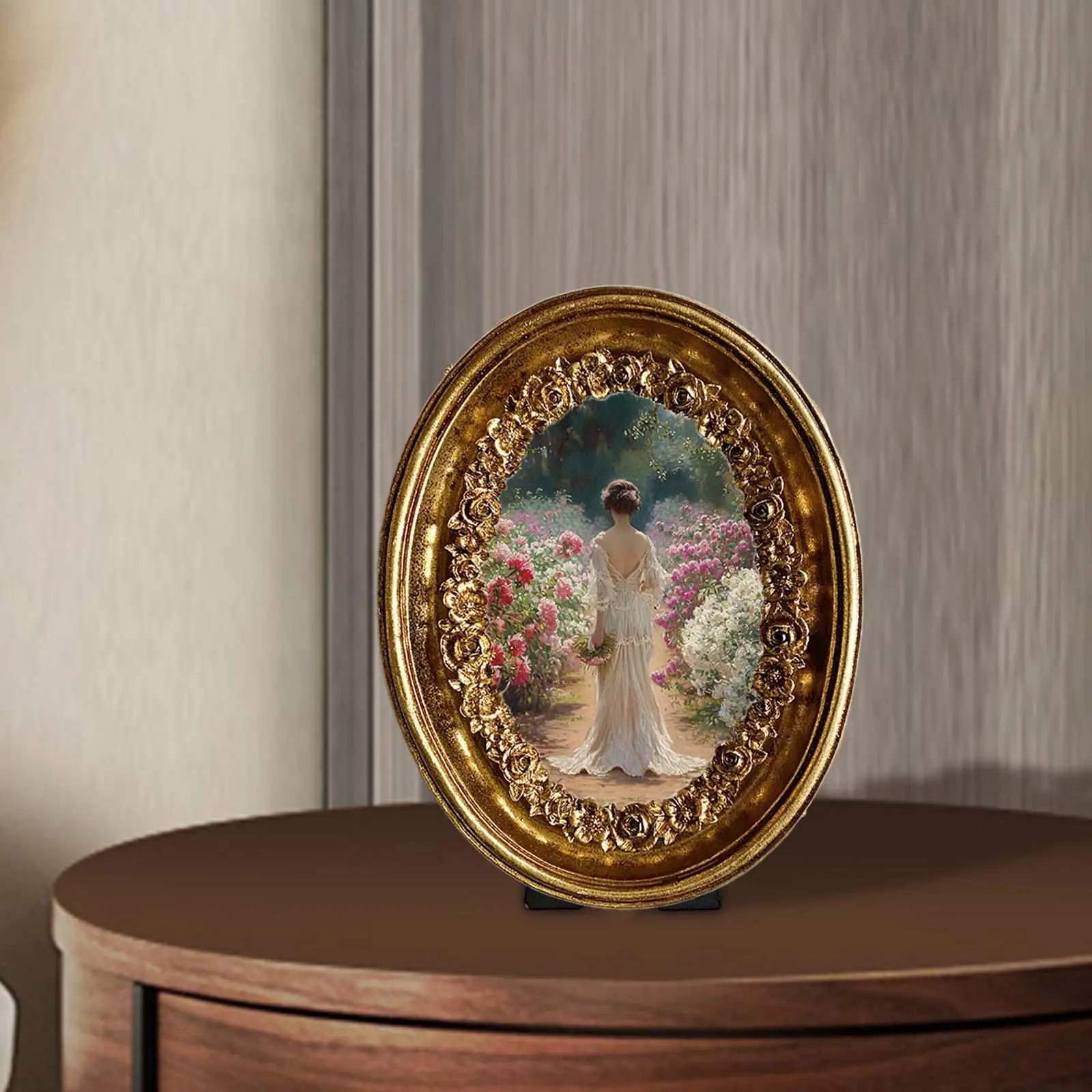 Vintage Oval Photo Frame 5.8x7.3inch Old Fashioned Handmade with Wall Hook European Styled for Housewarming Parties Accessory
