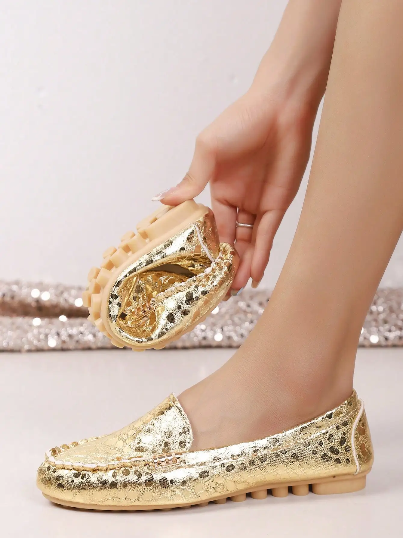 Plus Size42 43 Shoes for Woman Flat Elegant Comfortable Ladies Fashion Rhinestone Women's Shoes Soft Loafer Female Loafers Flats
