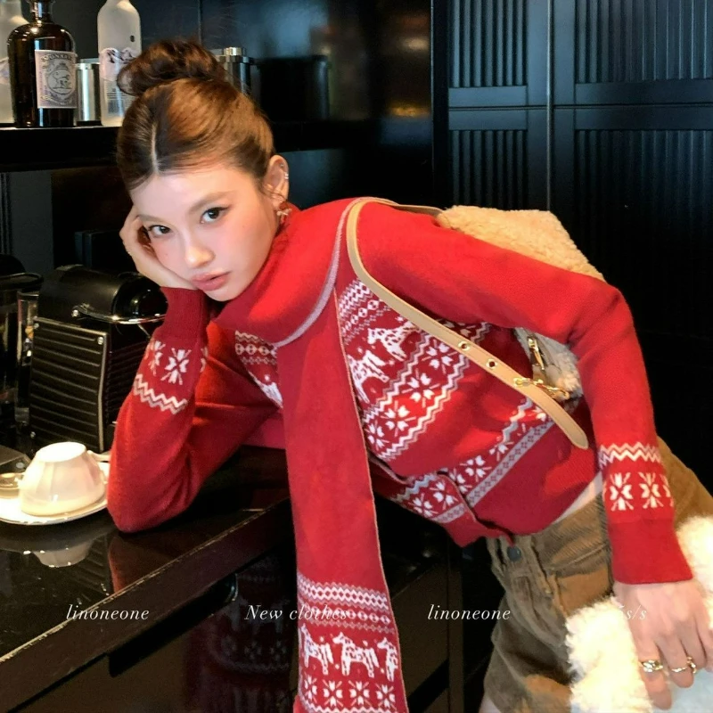 Winter New Fashion Ponytail Jacquard Christmas Slim Fit Knit Base for Women American Style Retro Reducing Design Small Cardigan