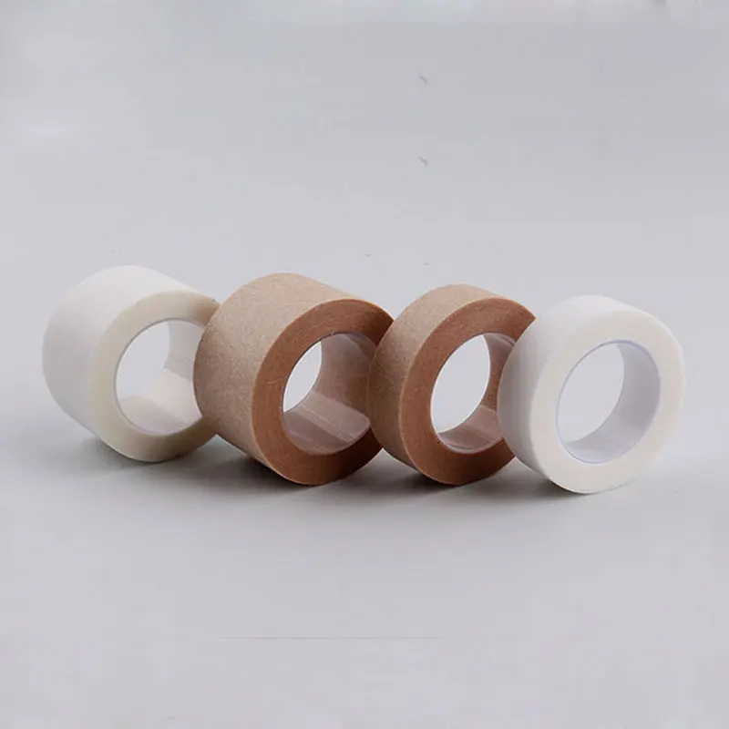 

4 рулона безворсовых ресниц под подушечками, дышащая бумага для наращивания ресниц, патчи для глаз, микропоры, лента, инструменты для макияжа