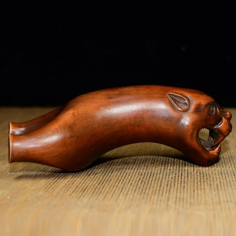 Hand Carved Boxwood Leopard Head Slingshot Shape Figurine Vintage Wooden Animal Sculpture Oriental Desktop Decor Craft Gift