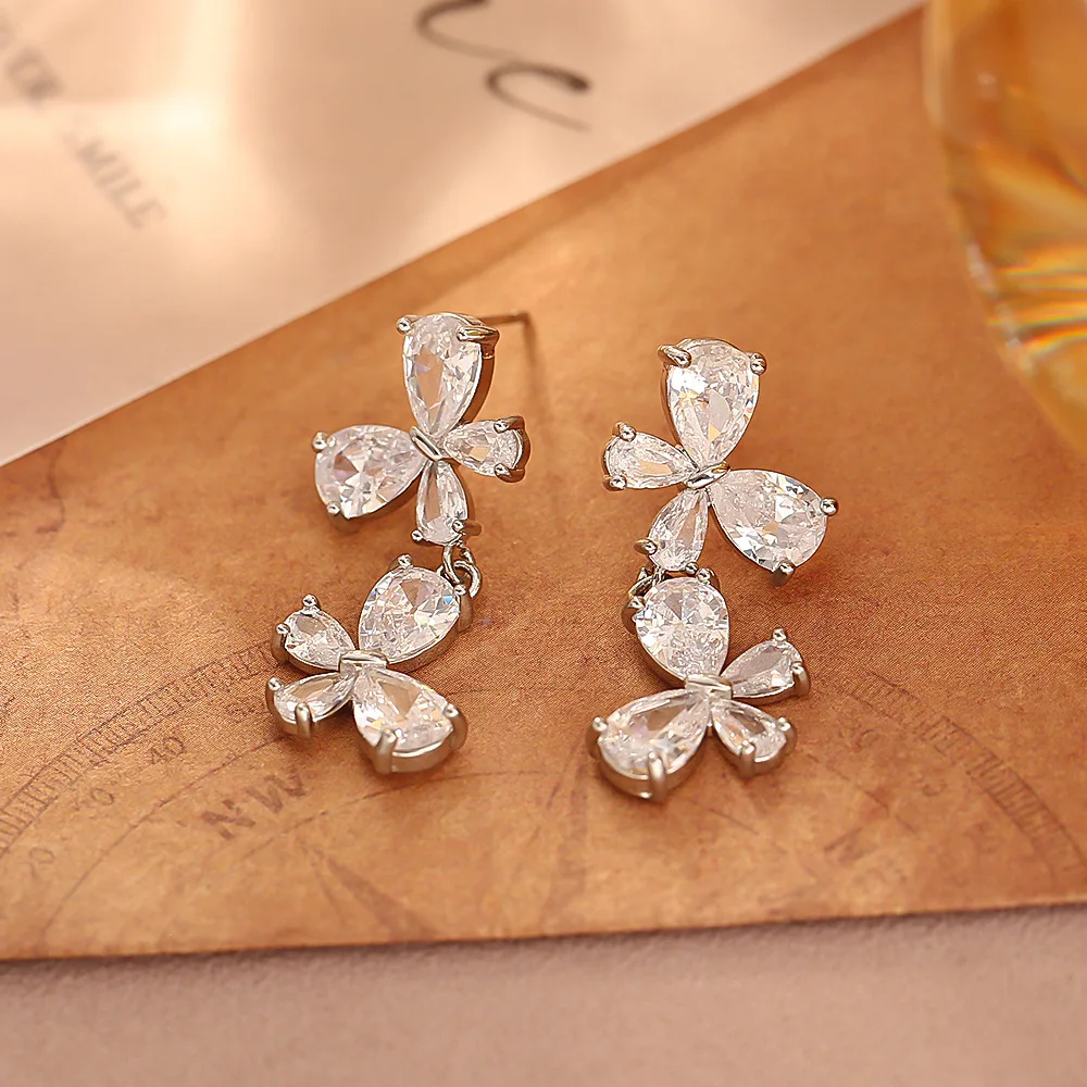 

Super Flash Butterfly Zircon Fairy Earrings Niche Design Exquisite Fashion Earrings Elegant Temperament Versatile Earrings