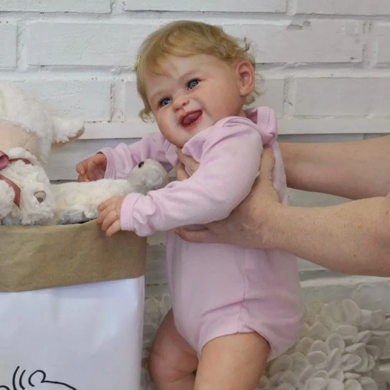 BZDOLL 22 Inch 55 CM 3D Skin Reborn Baby Doll Toy with Cloth Body Lifelike Lovely Smile Toy Doll Handmade Birthday Gift To Child