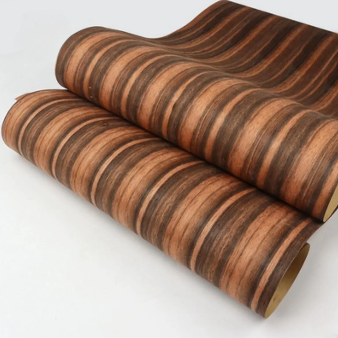 Length:2.5meters Width:580mm Thick:0.25mm Naturally Sandalwood wood veneer Floor Home Decoration Car Interior Trim DIY Veneering