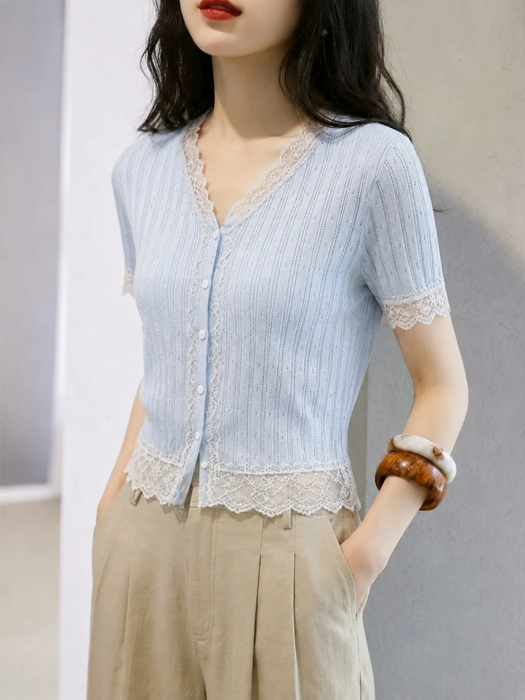 Silk Knitted Lace Patchwork V-Neck Design Summer Slim Short Sleeve Top Women's Gentle Wind Ice Silk Knitwear Korean Style Str...
