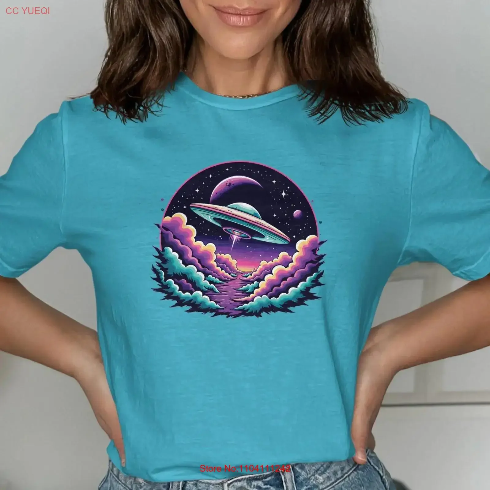 

Ретро НЛО Космический корабль Футболка Чужой Галактика Космические приключения Научная фантастика Ночное небо Искусство Космический исследователь Топ винтажный мытый