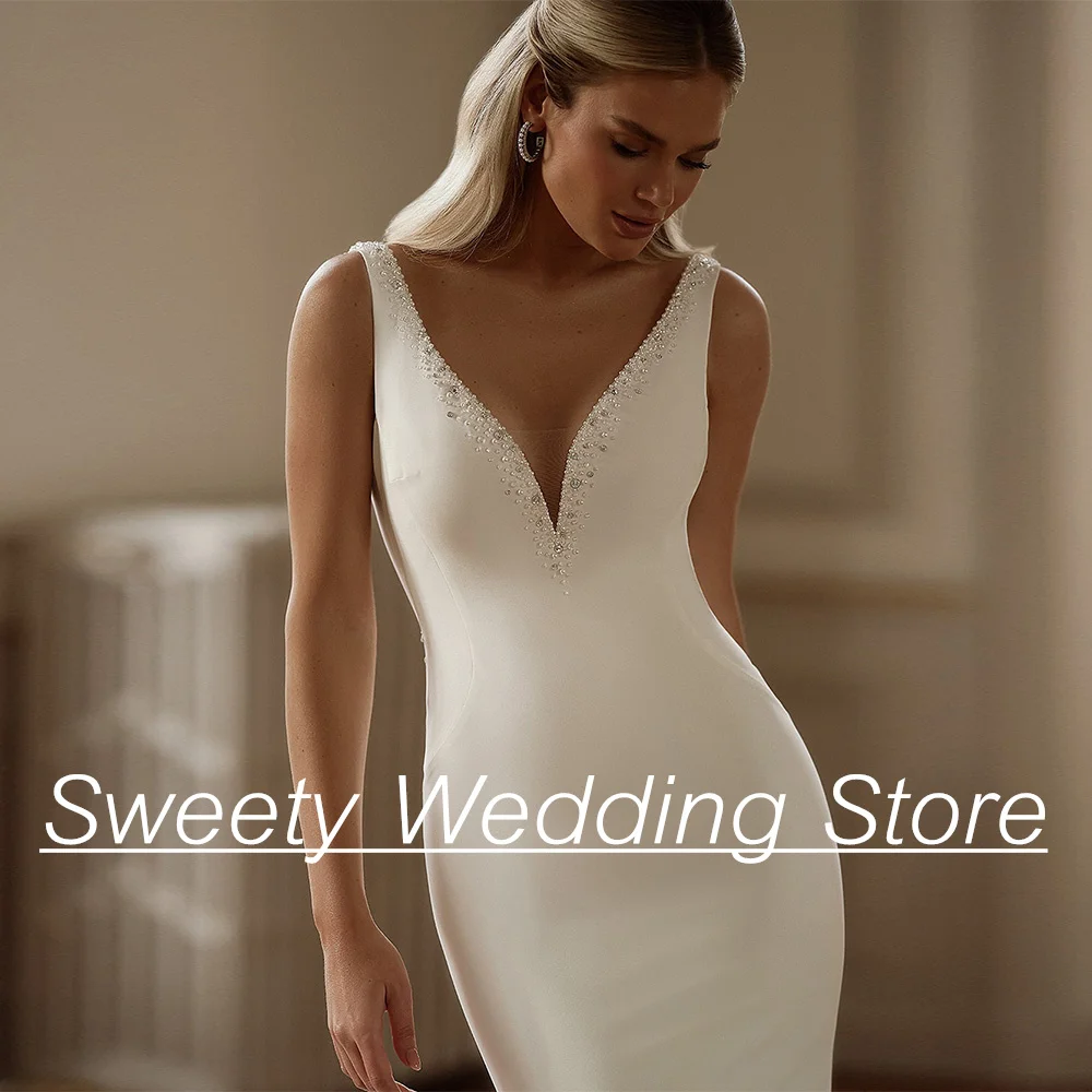 Abito da sposa a sirena personalizzato con strascico staccabile, scollo a V profondo, perle, perline, strascico, abito da sposa donna senza schienale personalizzato