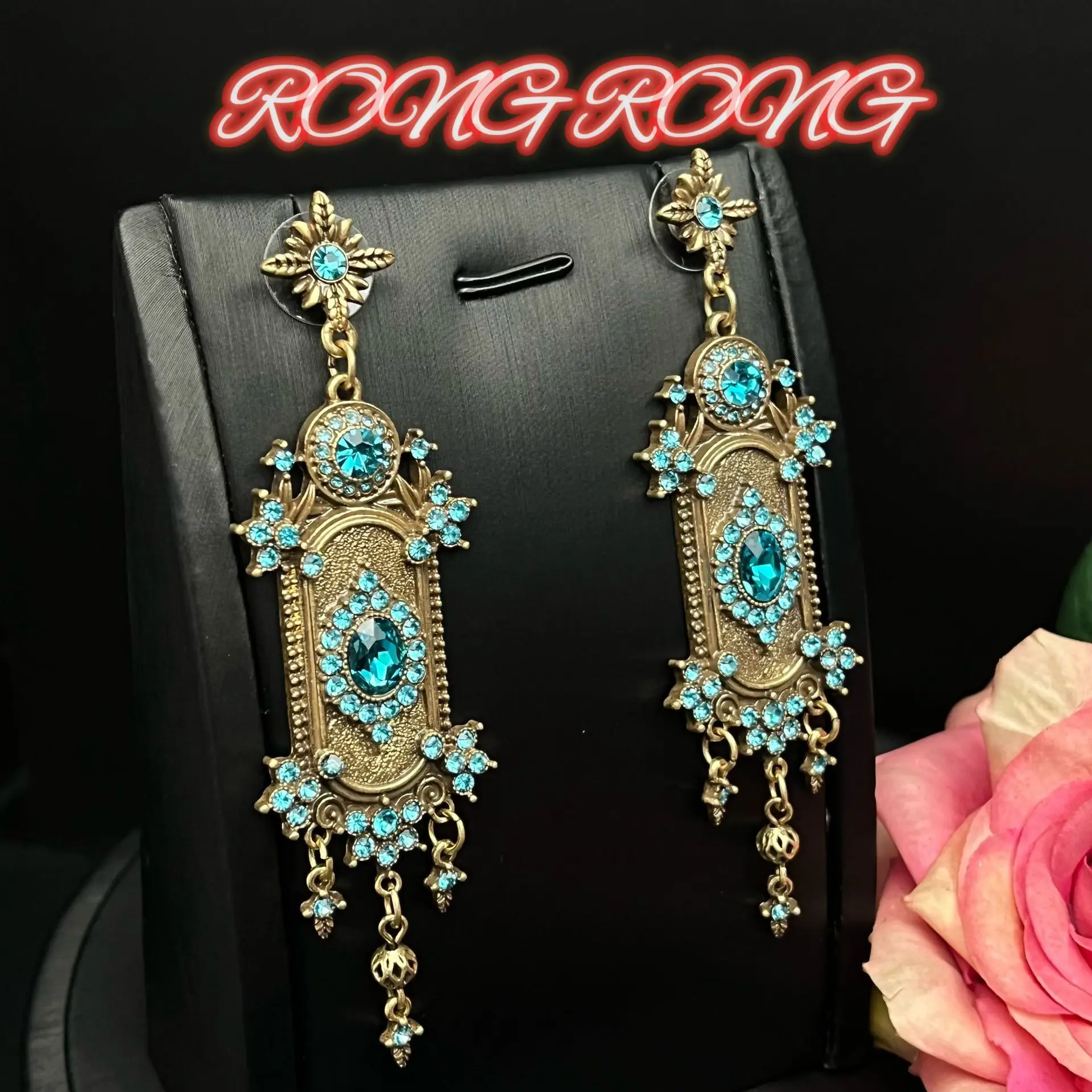 

Heavy Industry Light Luxury Diamond-encrusted Retro Temperament Medieval Earrings Exaggerated Long Earrings