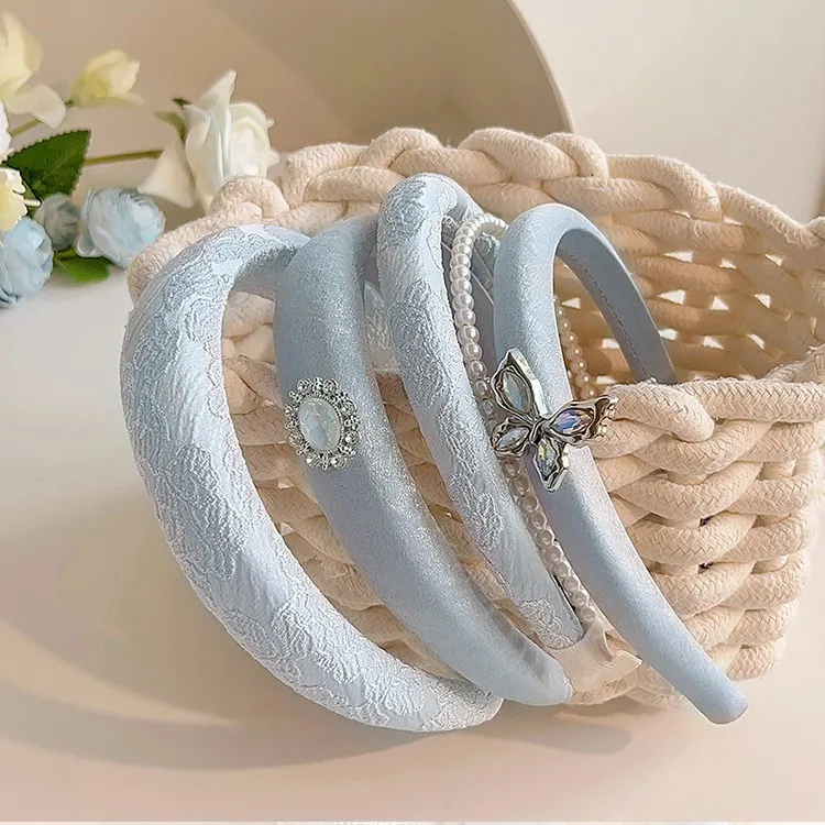 

Women Hair Band Rhinestone Butterfly Pearls Elegant Sweet Gentle Accessories Korean Headband Versatile Fashionable Hair For Girl