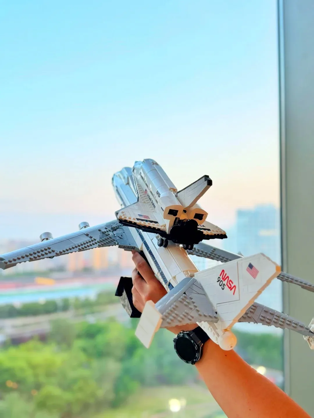 

Челнок авианосчик модель самолета строительные блоки строительные блоки DIY креативные украшения строительные блоки игрушки подарки
