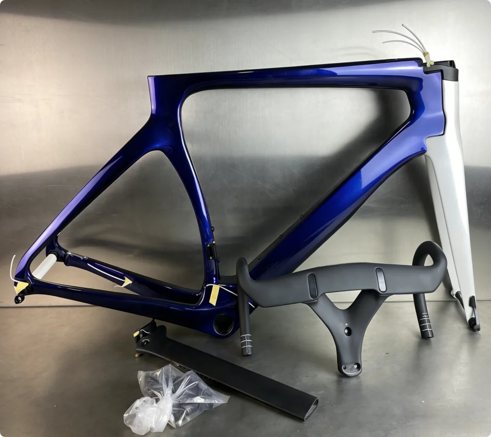 Ultralight T1100 Carbon Road Bike Frame Disc Brake  130mm Hubs Di2 Compatible Blue Chameleon Bicycle Frameset