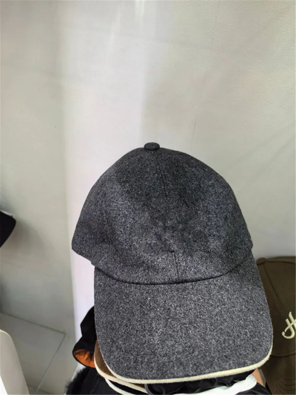 2024 Casual Warm Embroidery High Quality Hat Versatile British Baseball Cap L*P Fall Winter