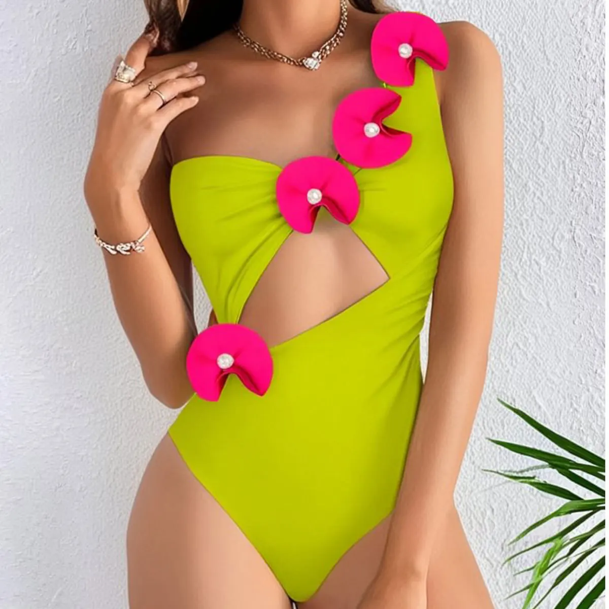 Nieuwe Badmode Vrouwen Uitgesneden Eendelig Badpak 3D Bloemen Een Schouder Afslanken Badpak Bodysuit Monokini Zomer 2025