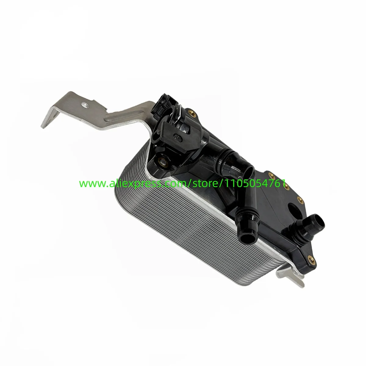 17217638580 The pump cooling system is applicable to B-M-W 523i, 528i, 535i, 550i and 550ix.