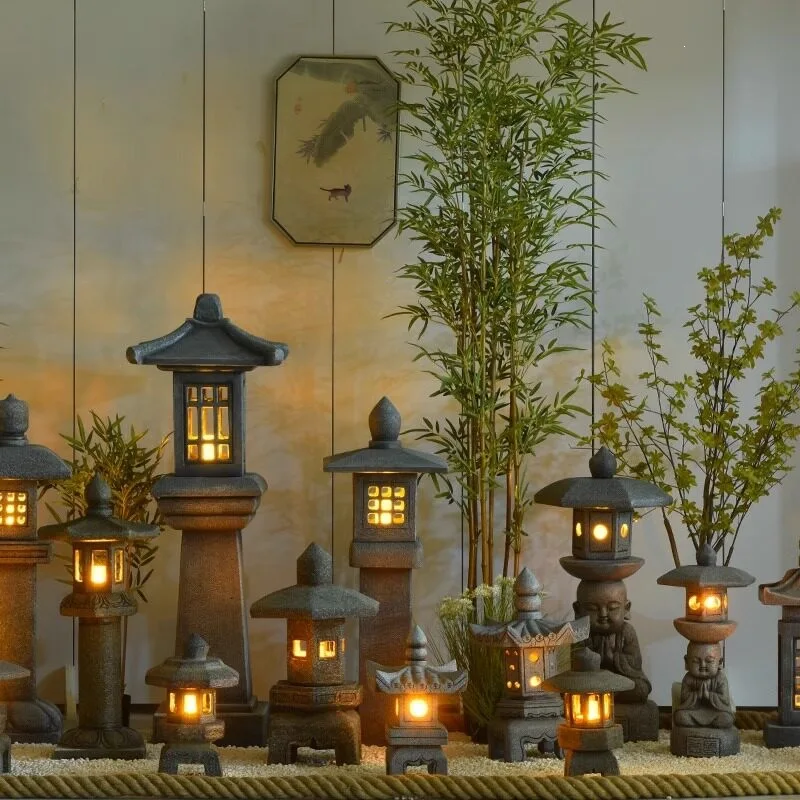 Indoor and outdoor decoration New Chinese-style imitation stone palace lamp Japanese-style yard landscaping Garden simulation li