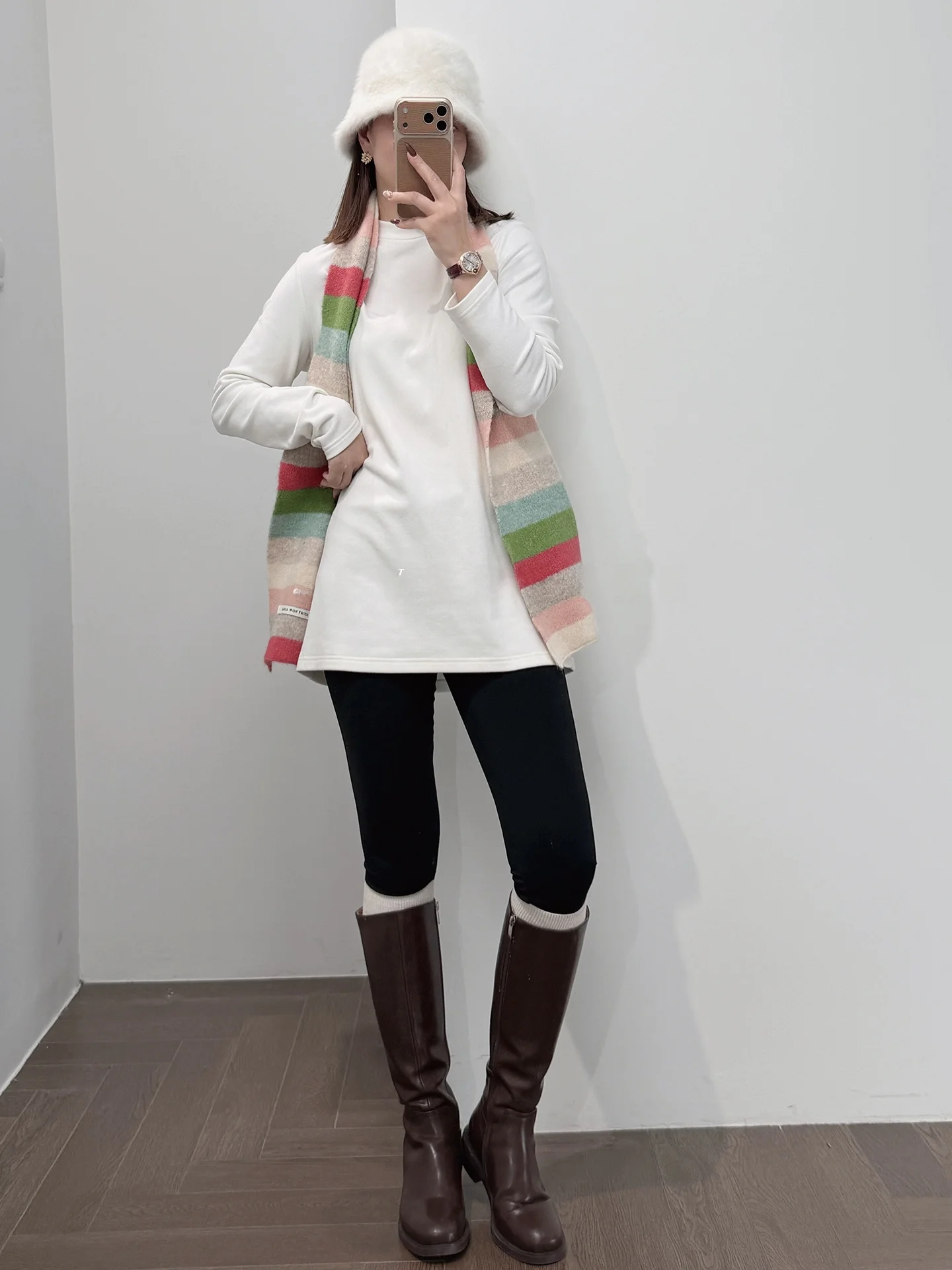 

Самонагревающаяся женская футболка с длинным рукавом, не содержащая шерсти и кашемира, нелипкая, теплосберегающая, излучающая тепло.