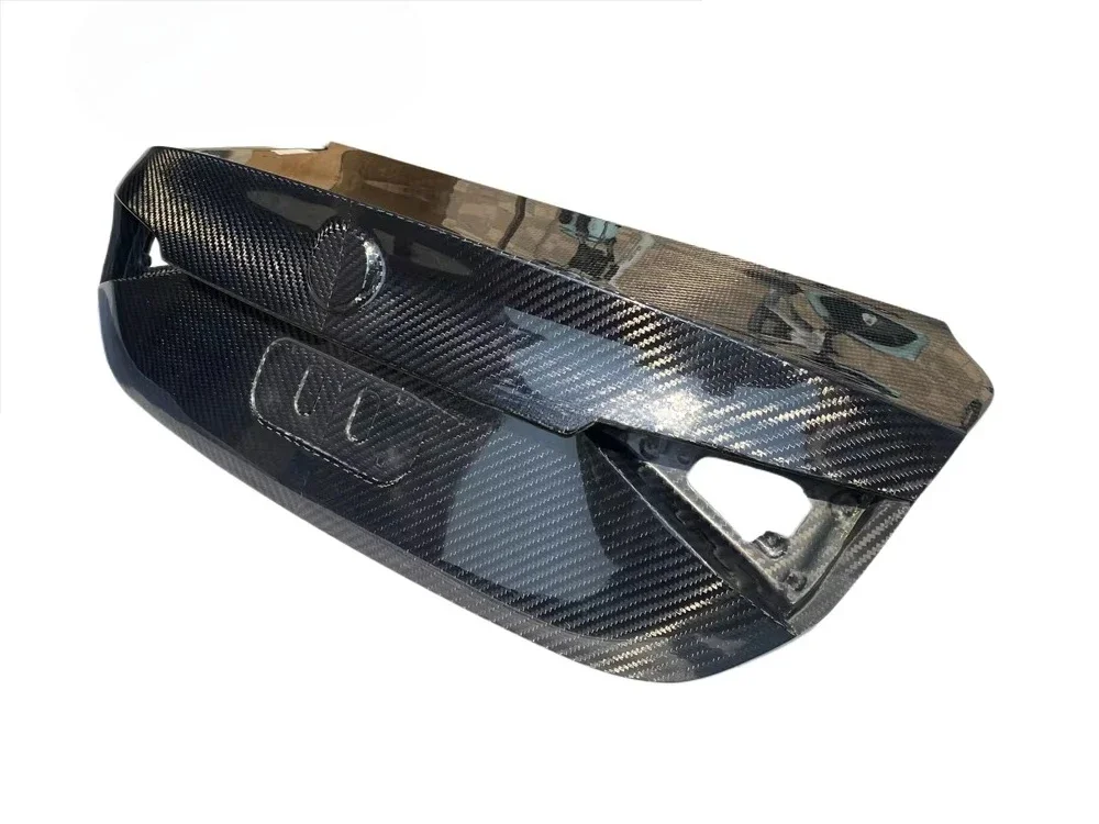 New OEM Carbon Fiber Trunk Lid for Giulia High-quality Luggage Lid with 6K Carbon Fiber Texture Bolt-On Upgrade 2