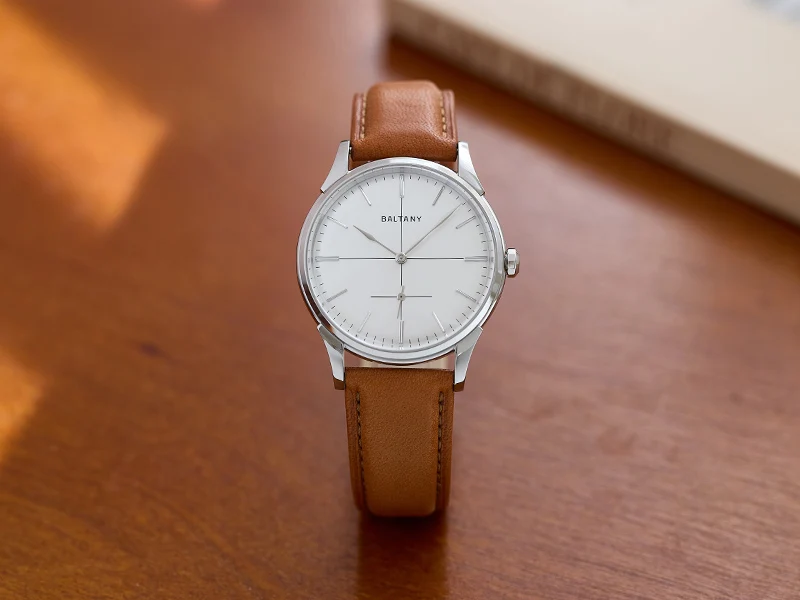 Baltany S4092 38mm Schlanke Vintage Dress-Uhr Elegantes Zifferblatt mit Fadenkreuz Kleine Sekundenanzeige Saphirglas Lederarmband Formelle Büro- und Alltagsuhr – Detail 4