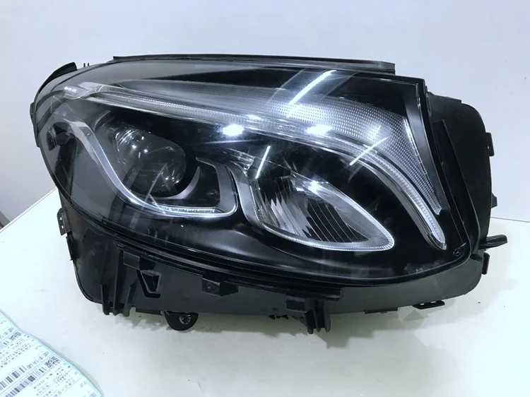 Fabrycznie regenerowany reflektor LED prawy Mercedes Benz W253 GLC-Class A 2539061001