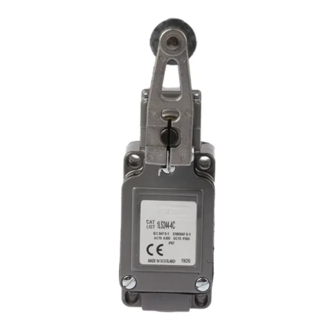 

Honeywells LS Series Roller Lever Limit Switch, IP67, 480V ac Max, 10A Max 1LS244-4C